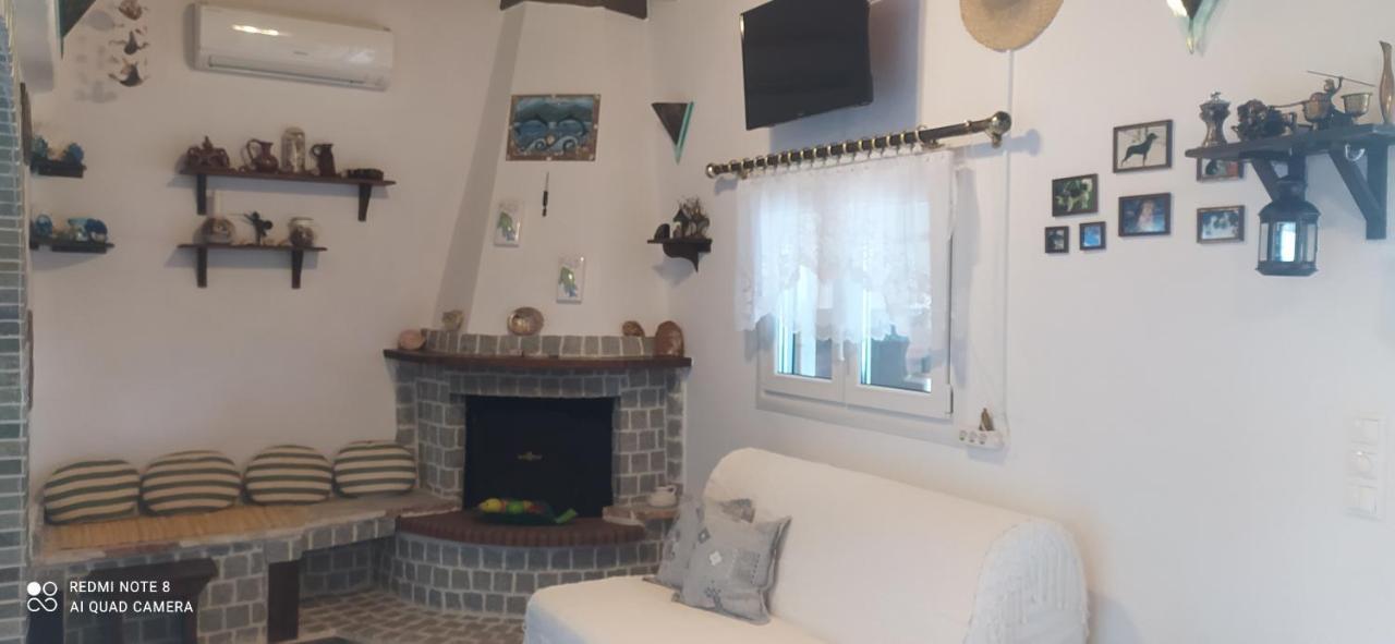 Вилла Ekali-Haus Неа-Ираклия Экстерьер фото